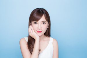 糸でたるみが一発で消える！？リフトアップ法