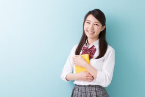 二重になりたい方必見！学生ならイセアの埋没がオススメ！